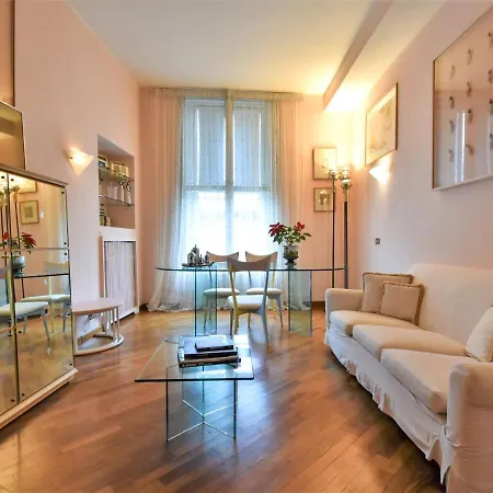 Brera By Interhome Lägenhet Milano